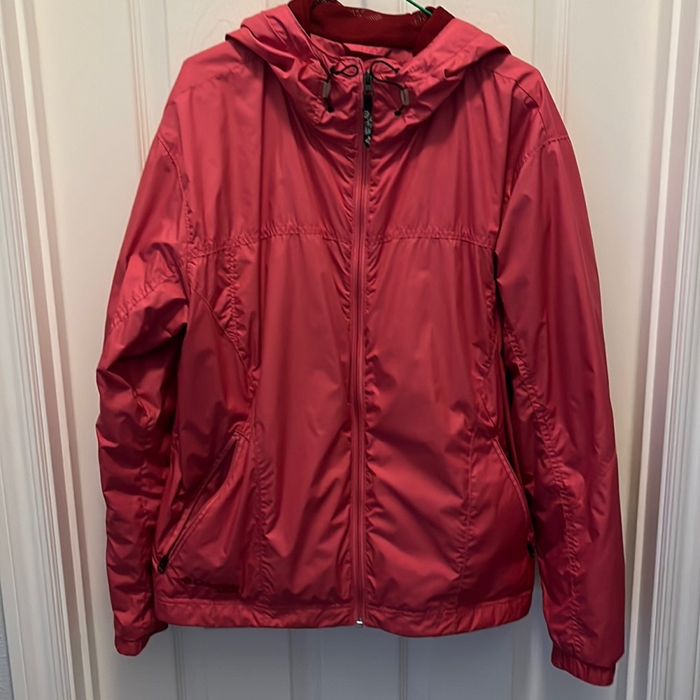 Columbia rain jacket